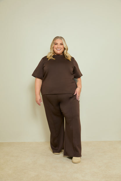 STRUCTURED PINTUCK WIDE LEG TROUSERS- CHOCOLATE