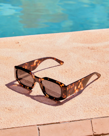 TORTOISE SHELL SUNGLASSES